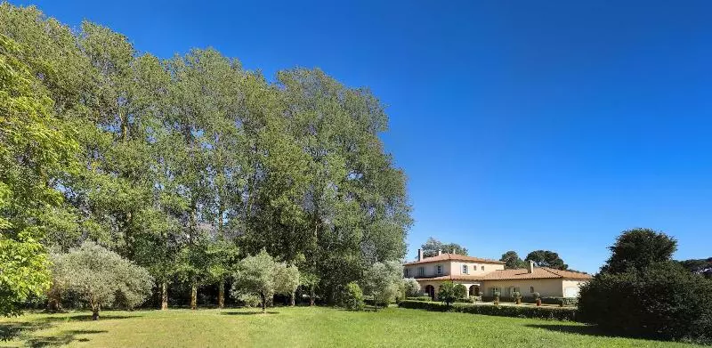 Fotos del hotel Hôtel La Bastide Saint Martin:  10