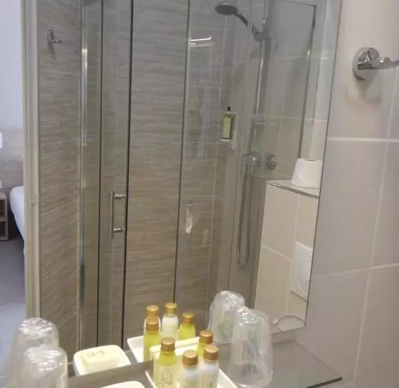 Fotos del hotel Miramar Cap D Antibes:  7