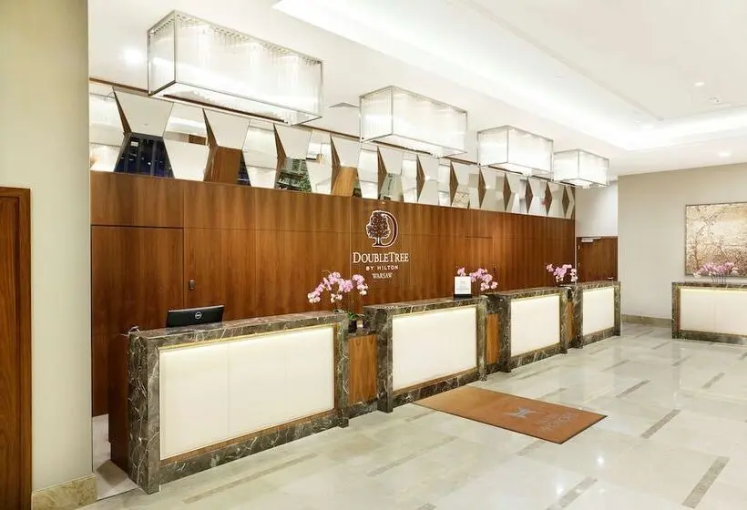 Fotos del hotel Doubletree By Hilton Hotel & Conference Centre Warsaw:  5