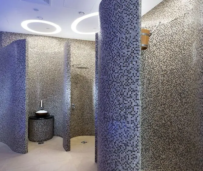 Fotos del hotel Doubletree By Hilton Hotel & Conference Centre Warsaw:  7