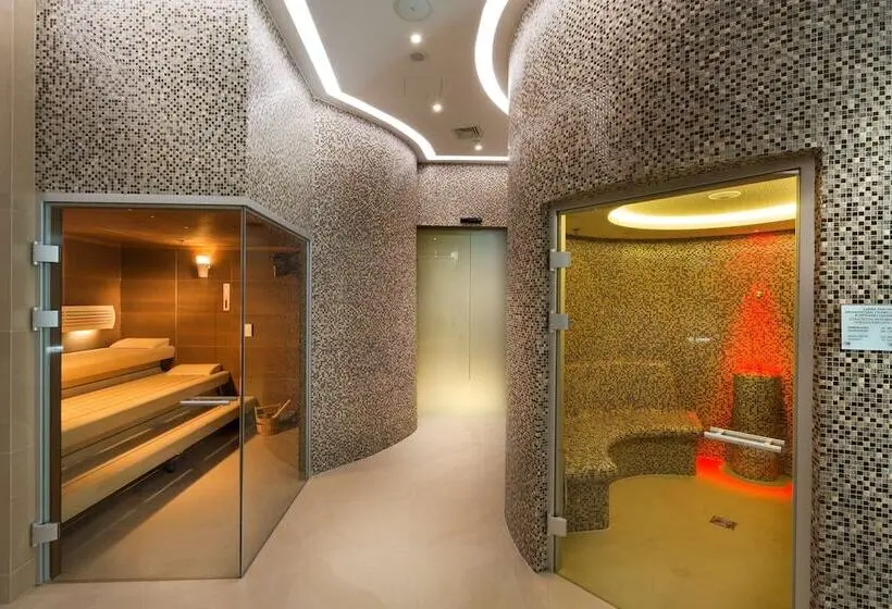 Fotos del hotel Doubletree By Hilton Hotel & Conference Centre Warsaw:  22