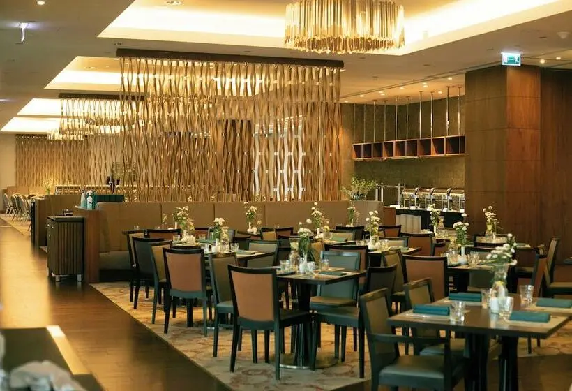 Fotos del hotel Doubletree By Hilton Hotel & Conference Centre Warsaw:  8