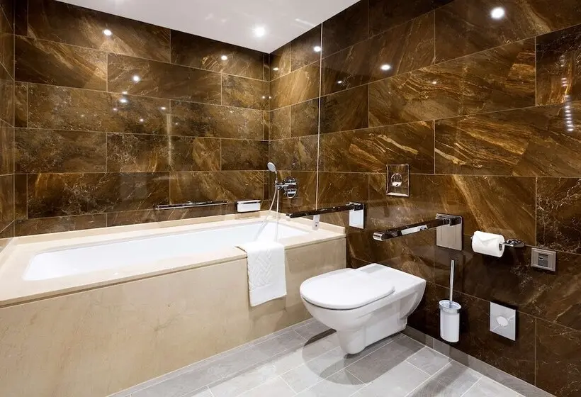 Fotos del hotel Doubletree By Hilton Hotel & Conference Centre Warsaw:  28