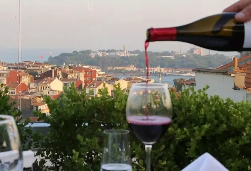 Fotos del hotel Corinne Art & Boutique:  11