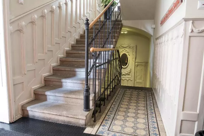 Fotos del hotel Home Apart:  2