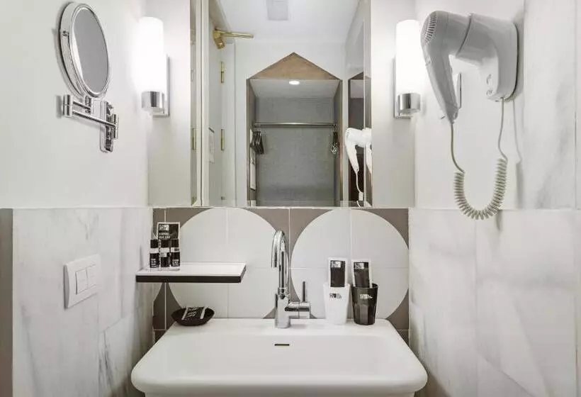 Fotos del hotel One Shot Recoletos 04:  5