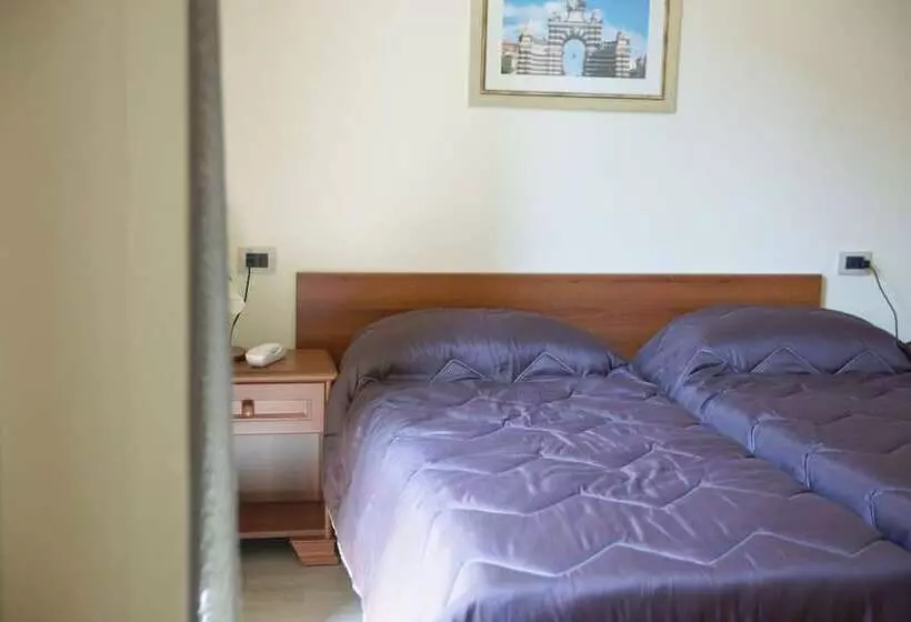 Fotos del hotel Sofia:  11