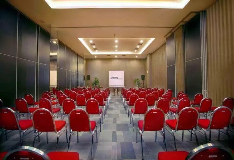 Fotos del hotel Aston Jember Hotel & Conference Center:  13