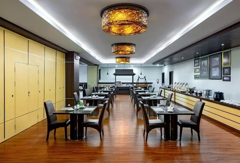 Fotos del hotel Aston Jember Hotel & Conference Center:  15