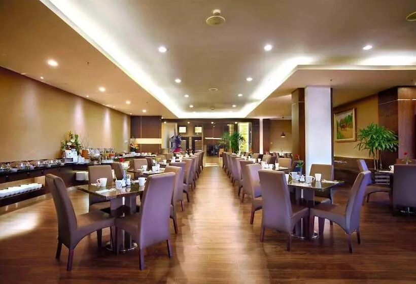 Fotos del hotel Aston Jember Hotel & Conference Center:  12