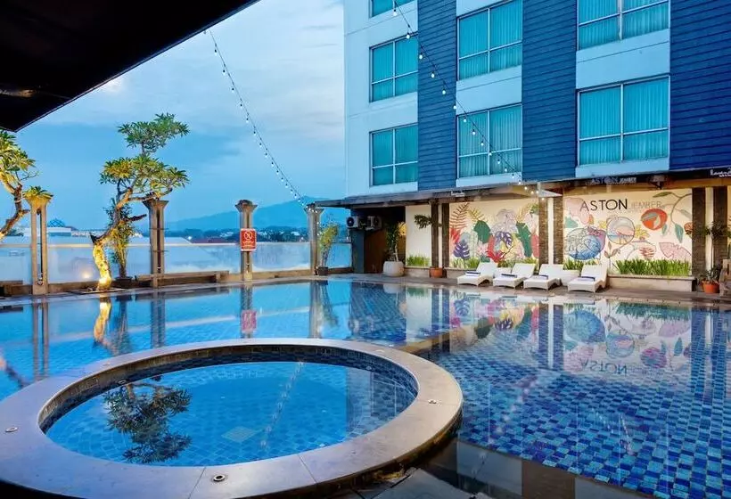 Fotos del hotel Aston Jember Hotel & Conference Center:  11