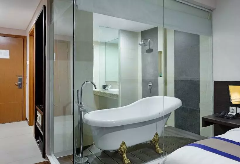 Fotos del hotel Aston Jember Hotel & Conference Center:  14