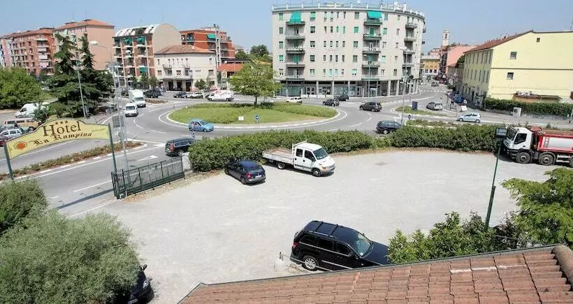 Fotos del hotel Ristorante La Rampina:  7