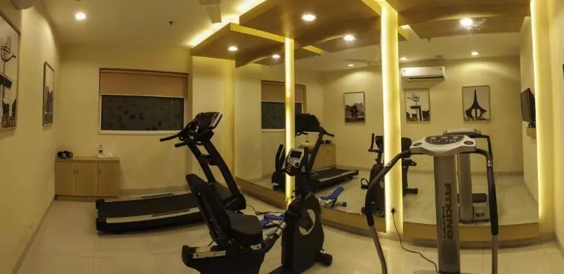 Fotos del hotel Red Fox Hotel, Chandigarh:  4