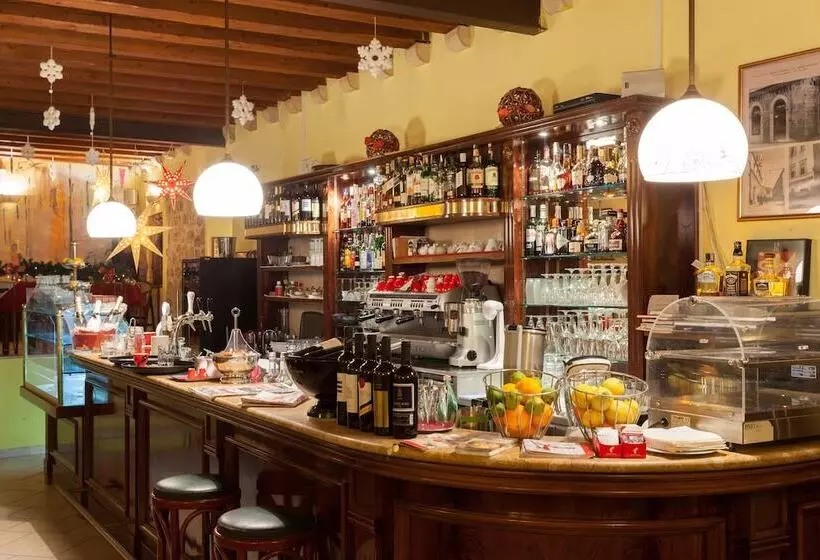 Fotos del hotel Apartments Petra:  3