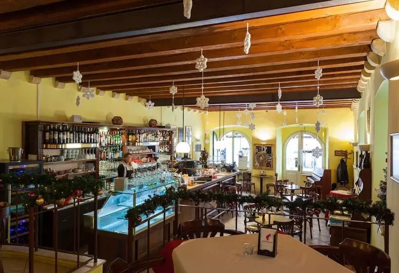 Fotos del hotel Apartments Petra:  8