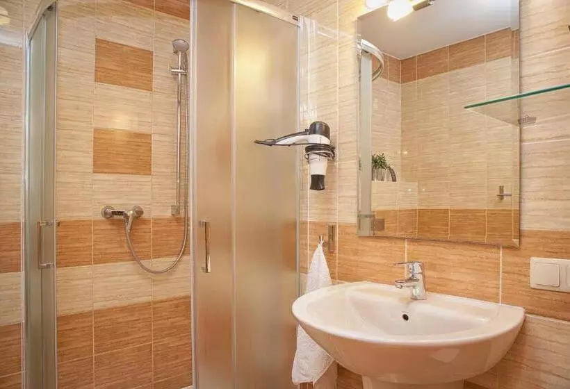 Fotos del hotel H31:  5