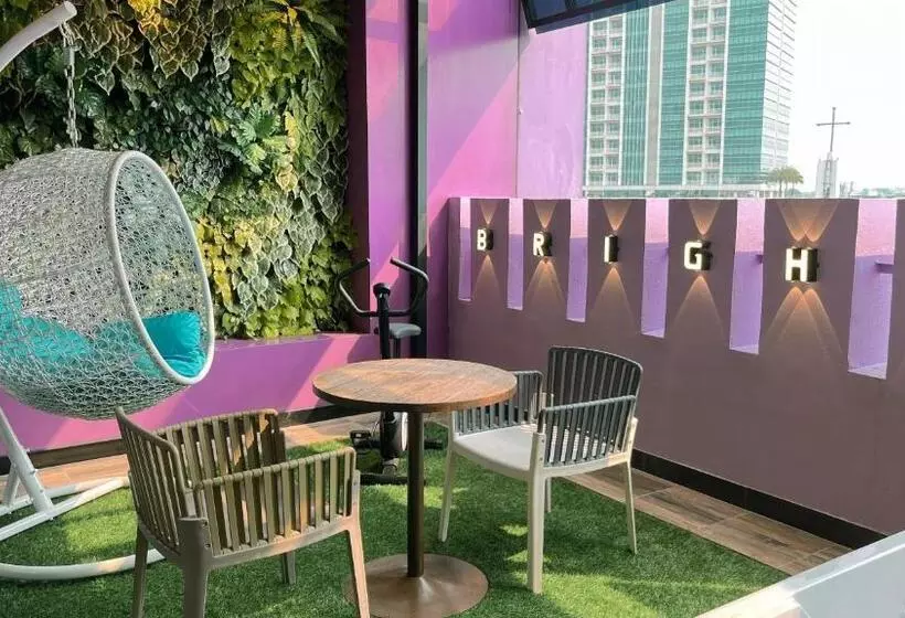 Fotos del hotel Oak Tree Urban:  9