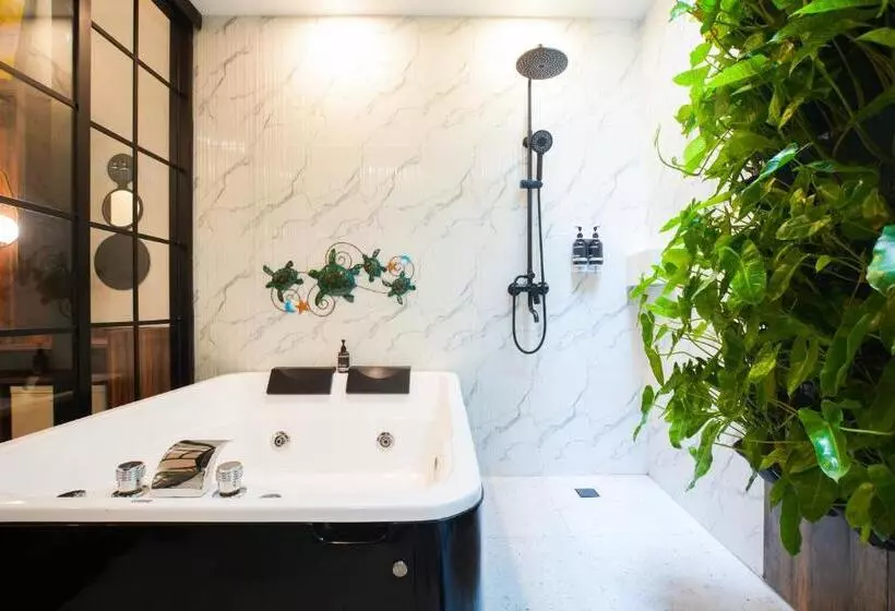 Fotos del hotel Oak Tree Urban:  17