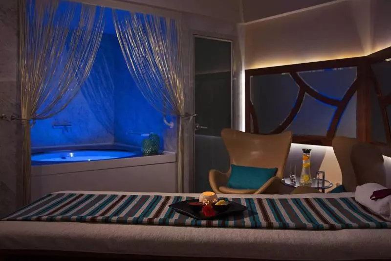 Fotos del hotel Renaissance Izmir:  19