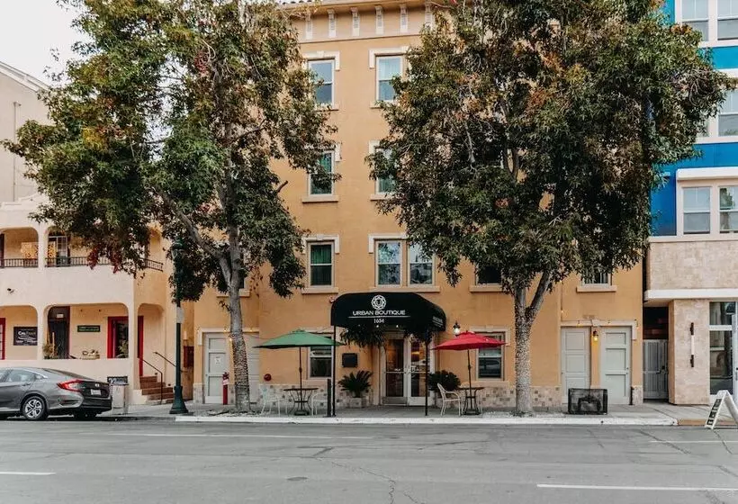 Urban Boutique