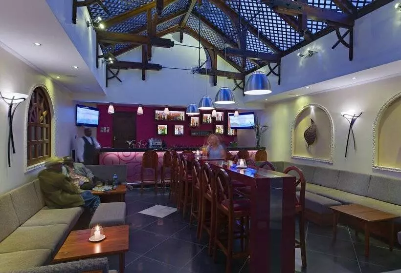 Fotos del hotel The Heron Portico:  4