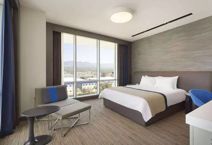 Fotos del hotel Ramada  & Suites By Wyndham Kemalpasa Izmir:  23