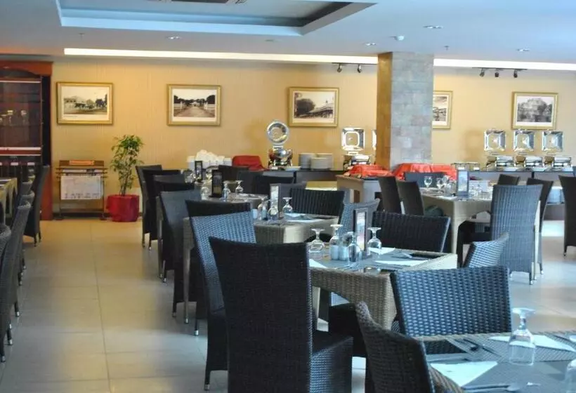 Fotos del hotel Arjuna:  6