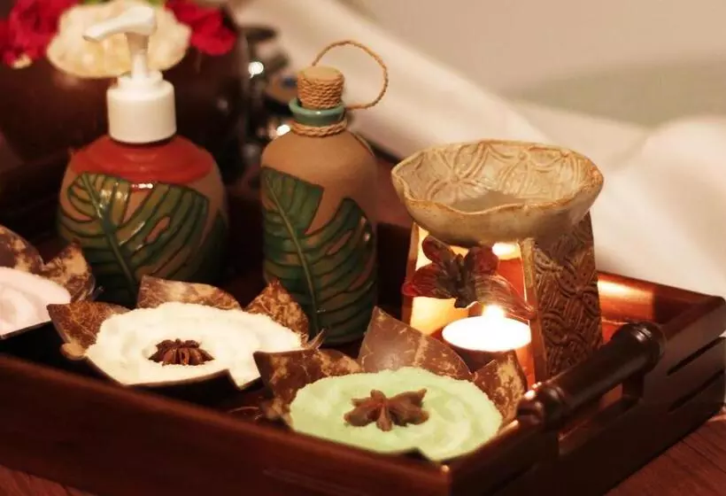 Fotos del hotel Arjuna:  5