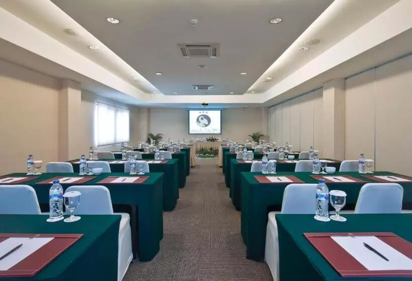 Fotos del hotel Arjuna:  16