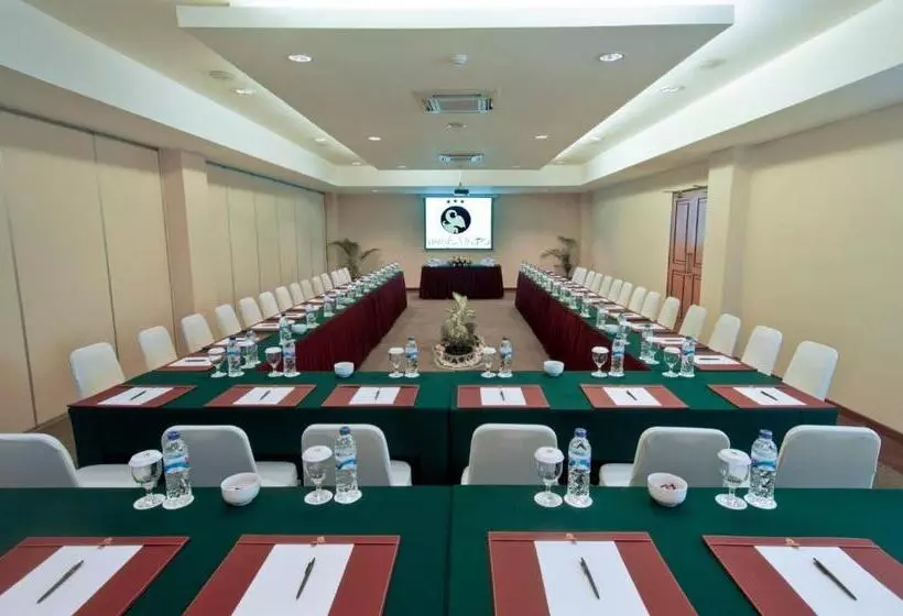 Fotos del hotel Arjuna:  8