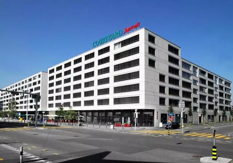 Courtyard By Marriott Zurich North