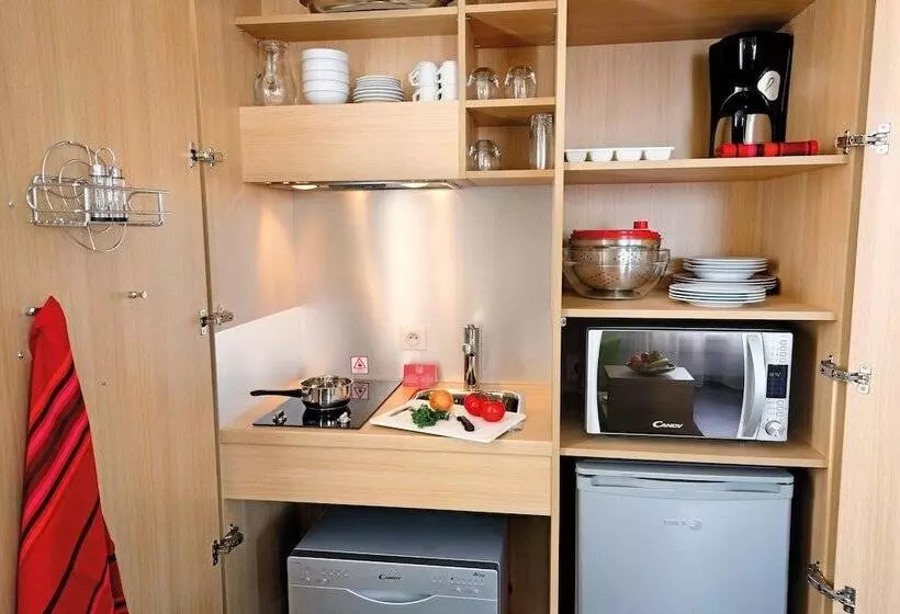 Fotos del hotel Appart'City Reims Parc des Expositions:  8