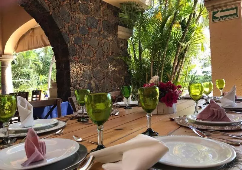 Fotos del hotel Coral Cuernavaca Resort & Spa:  11