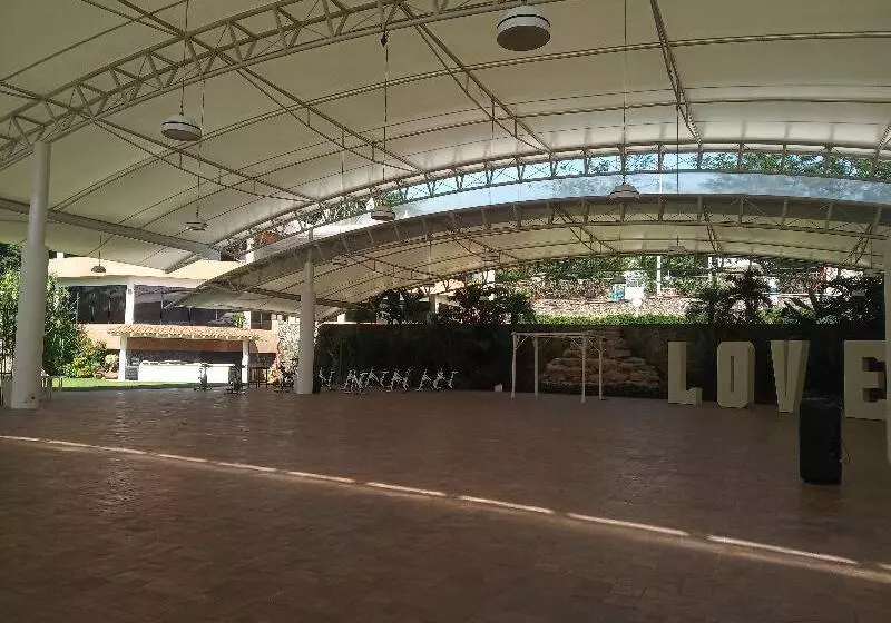 Fotos del hotel Coral Cuernavaca Resort & Spa:  22