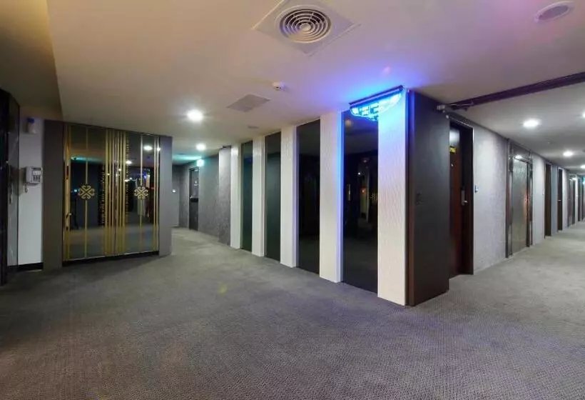 Fotos del hotel Harmonious:  2