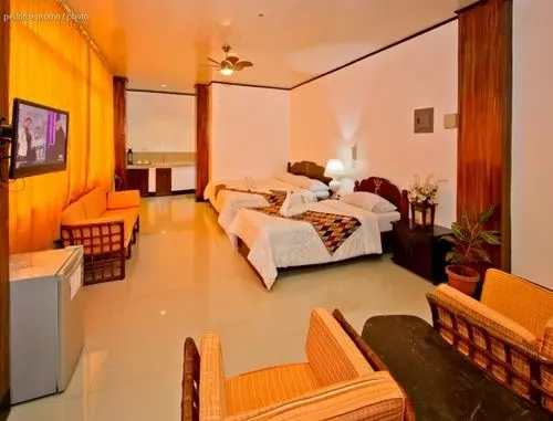 La Chari Ca Inn And Suites