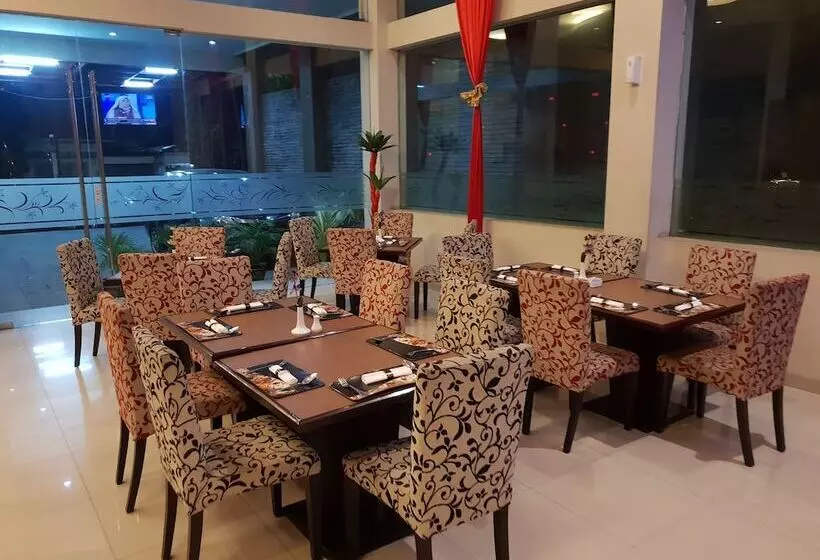 Fotos del hotel Scarlet Kebon Kawung:  10