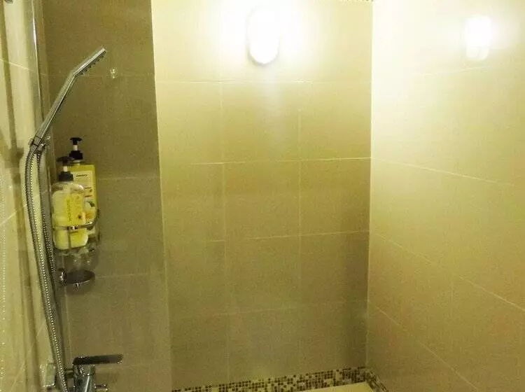 Fotos del hotel Vip Suite Hostel  Makati:  13