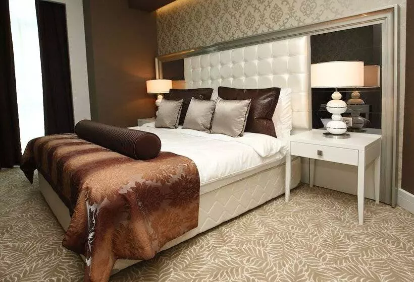 Fotos del hotel Triumph City  & Residences:  14