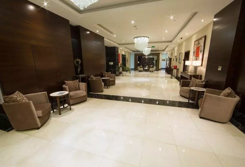 Fotos del hotel Triumph City  & Residences:  7