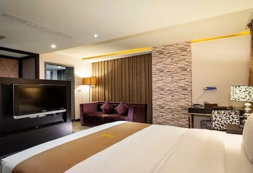 Fotos del hotel Byeyer:  14