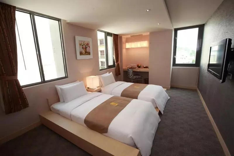 Fotos del hotel Byeyer:  18