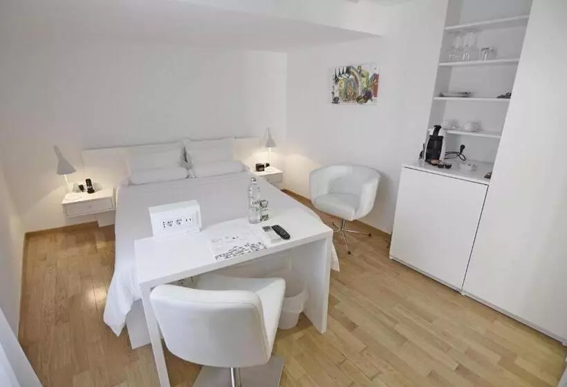 Fotos del hotel Divota Apartment:  14