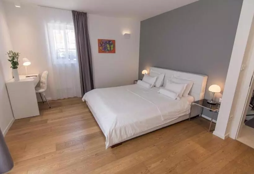 Fotos del hotel Divota Apartment:  12