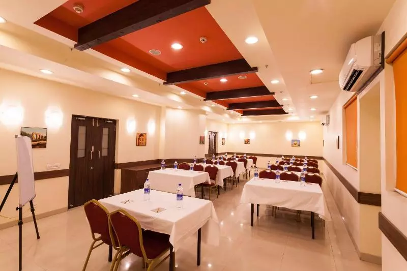 Fotos del hotel Ginger Indore:  25