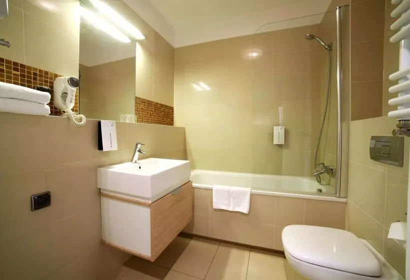 Fotos del hotel Golden Tulip Mi?dzyzdroje Residence:  11