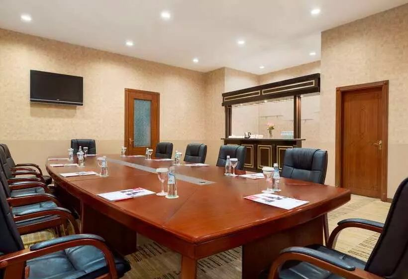 Fotos del hotel Ramada Plaza By Wyndham Gence:  25