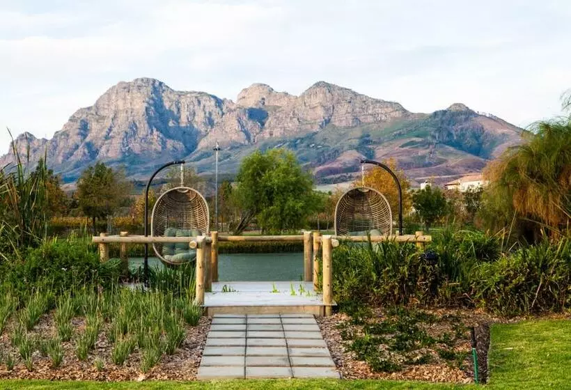 Sante Hotel, Spa & Resort