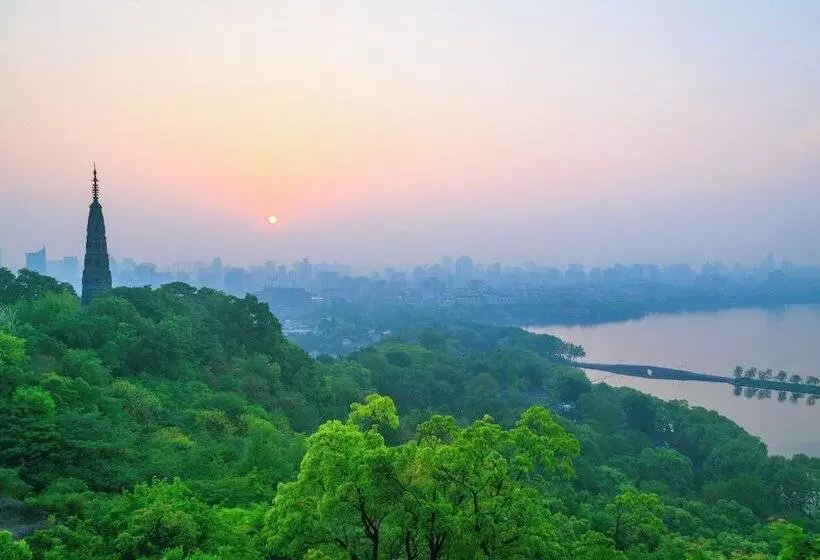 Fotos del hotel Sheraton Grand Hangzhou Wetland Park Resort:  11